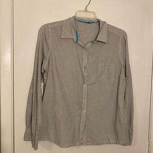 Woman’s xl button down blouse shirt long sleeved striped black white pinstripe